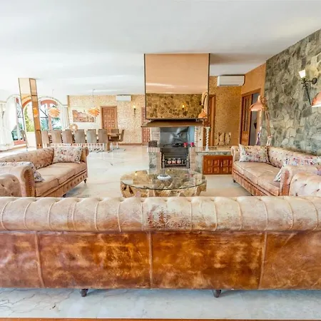 Mijas Castle 750m2, Beach, Pool, Privacy, Luxury