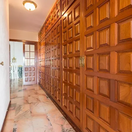 Mijas Castle 750m2, Beach, Pool, Privacy, Luxury Holiday home *