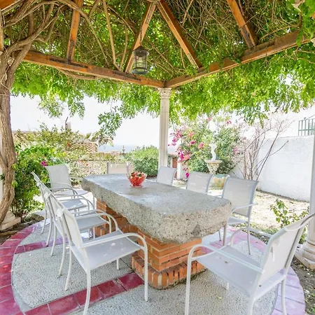 Mijas Castle 750m2, Beach, Pool, Privacy, Luxury Holiday home Fuengirola
